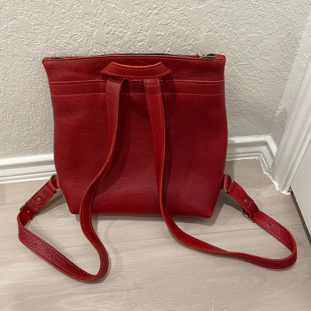 Like new Portland Leather Goods Chili Red Tote Backpack Classic Size - Picture 2 of 2